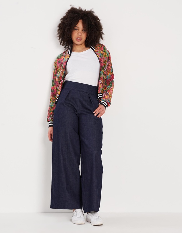 The Social Outfit - Fairfield Bloom Silk Aviator Jacket