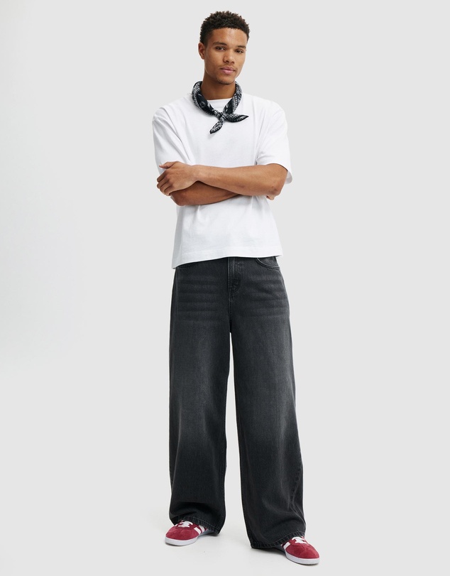 Cotton On - Super Baggy Jeans