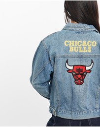Vintage by The Real Deal - Pre Loved - Vintage 90s NBA Chicago Bulls Denim Jacket