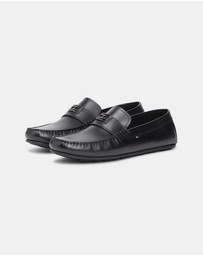 Tommy Hilfiger - Hardware Hilfiger Driver Shoes - Men's