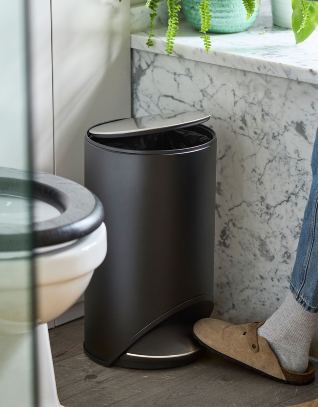 Joseph Joseph - Arc™ 10-Litre Slimline Pedal Bin with Liner Pocket - Carbon Black