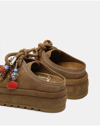 Naked Wolfe - Blizzard Tan Suede
