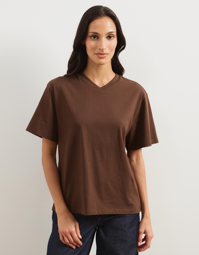 Atmos&Here - High V-Neck Organic Cotton Short Sleeve T-Shirt