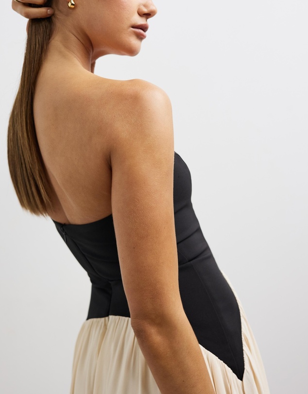 Revibe - Repaired Minima Esenciales Karis Drop Waist Maxi Dress - AU 8
