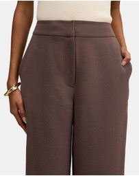 Forever New Petite - Dani Petite Tailored Straight Leg Pants