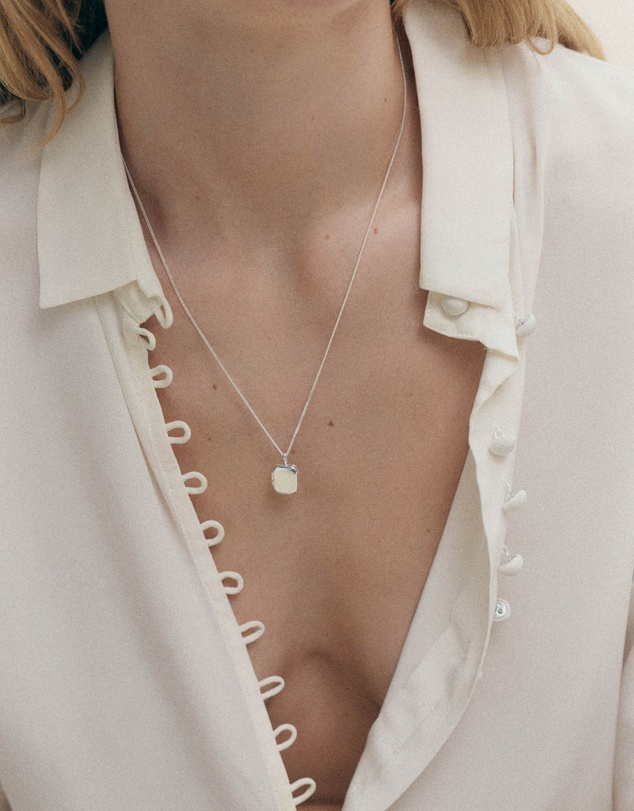 Kirstin Ash - Vera Locket