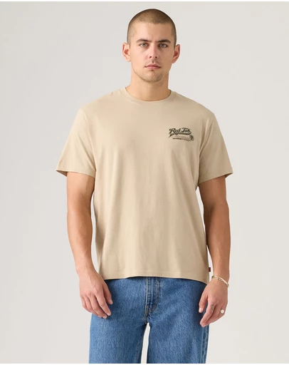 Levi's - SS Relaxed Fit Tee