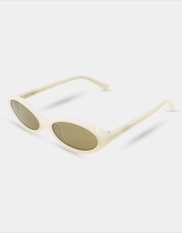 Salana - The Lucia Frame