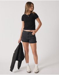 Decjuba Kids - Abbie Rhinestone Denim Shorts - Teens