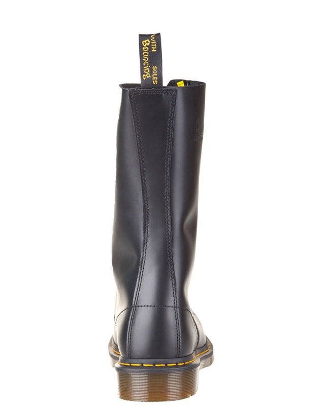 Dr Martens - 1914 14 Eye Boot DMC