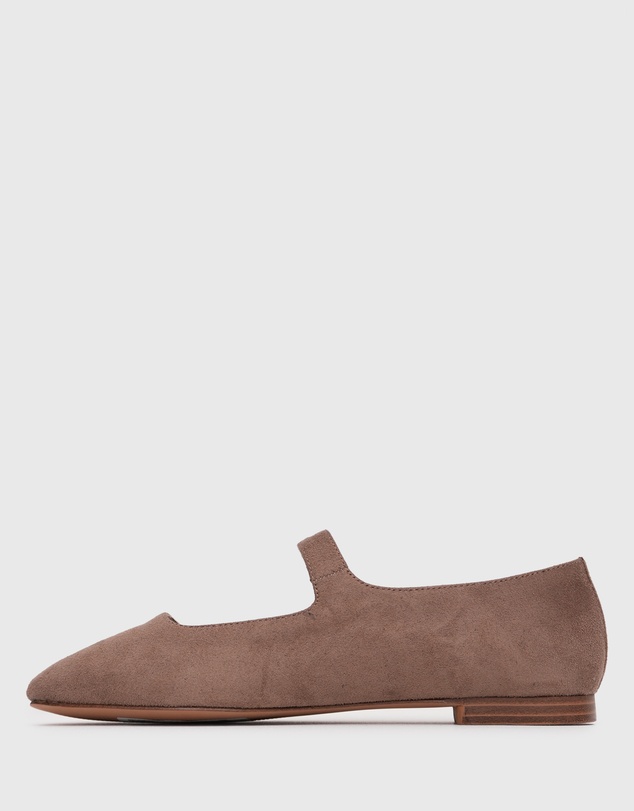 Betts - Mystique Mary Jane Flats