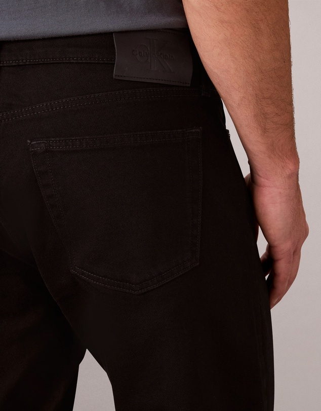 Calvin Klein Jeans - Standard Straight Fit Jeans