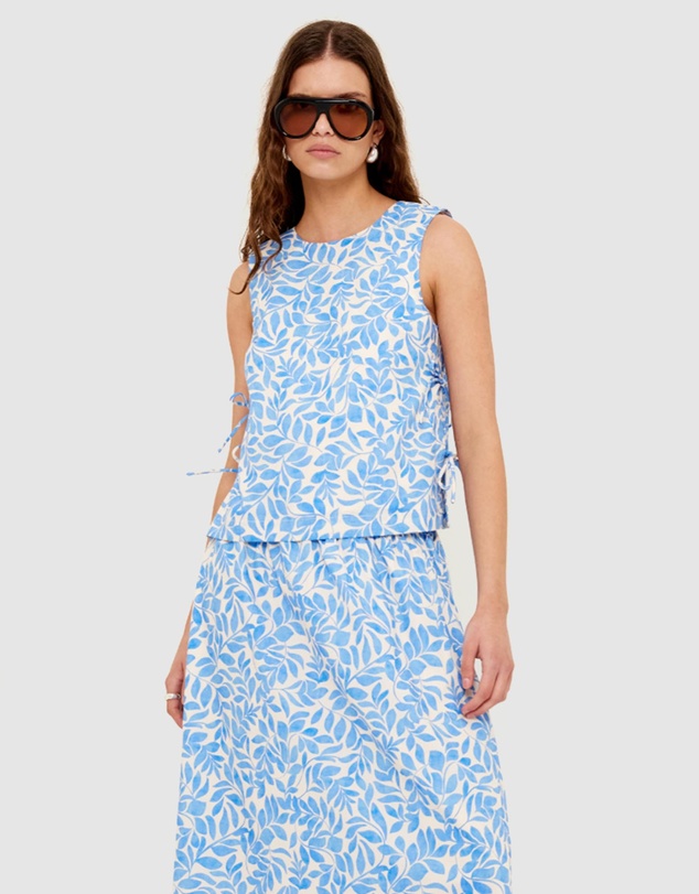 Staple the Label - Solea Tie Side Top