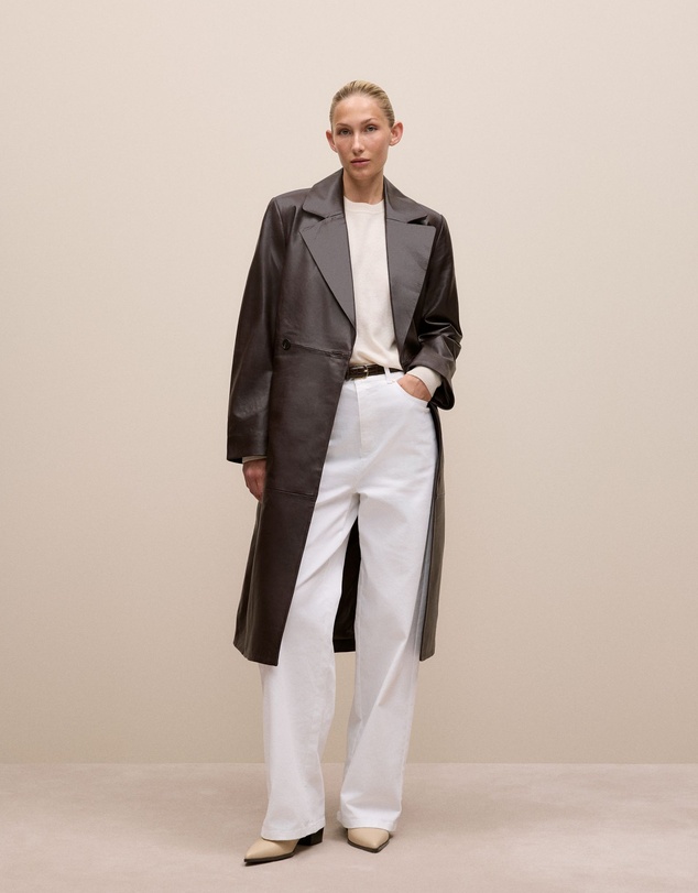 Trenery - Merino Cashmere Forward Shoulder Seam Crew in Oat