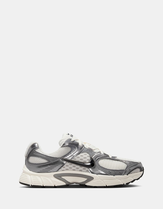 Nike - Nike V5 RNR - Men's