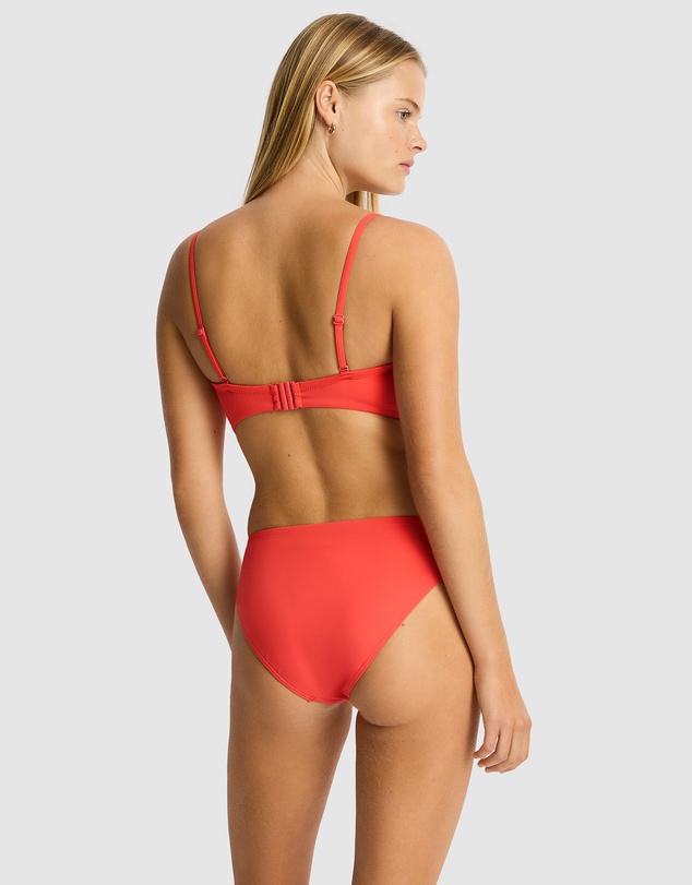 Sea Level Australia - Essentials Edit Sporty Mid Pant