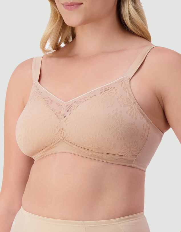 Triumph - Lacy Wirefree Minimiser Bra