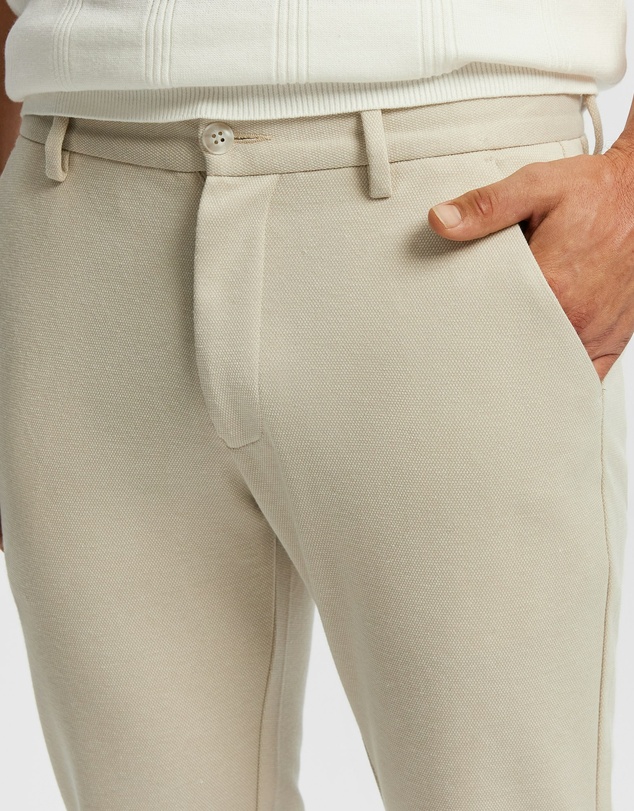 yd. - Decaf Slim Cropped Chino