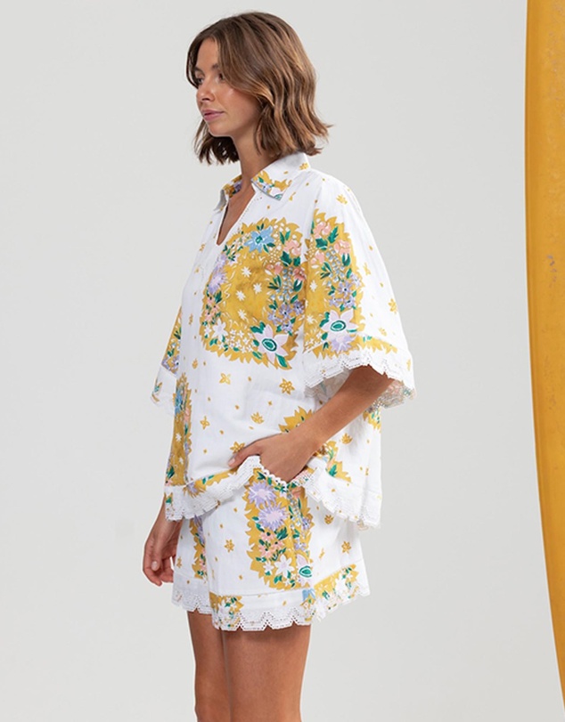 Binny - 2 Massinger Street Top