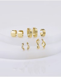 Wanderlust + Co - Classic Bold Gold 7mm Baby Huggie Earrings
