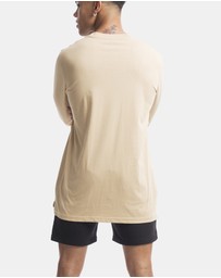Vacancy Co - Polaroid Embroidery Long Sleeve Tee