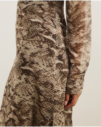 Atmos&Here - Keira Long Sleeve Midi Dress