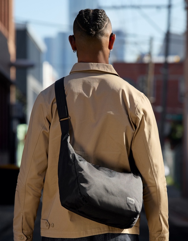 Bellroy - Laneway Crescent Bag 12L