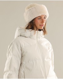 Morgan & Taylor - Kara Faux Fur Hat in Cream