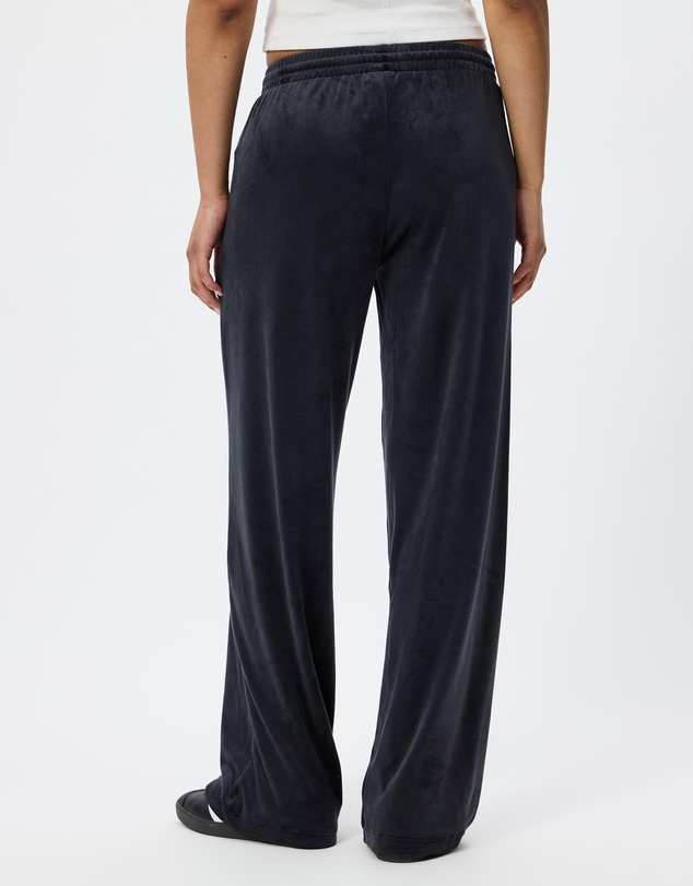 adidas Originals - Essentials Velour Pants