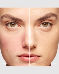 Bobbi Brown - Vitamin Enriched Skin Tint SPF 15