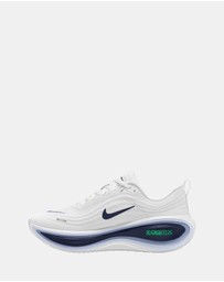Nike - Nike Vomero Plus - Men's