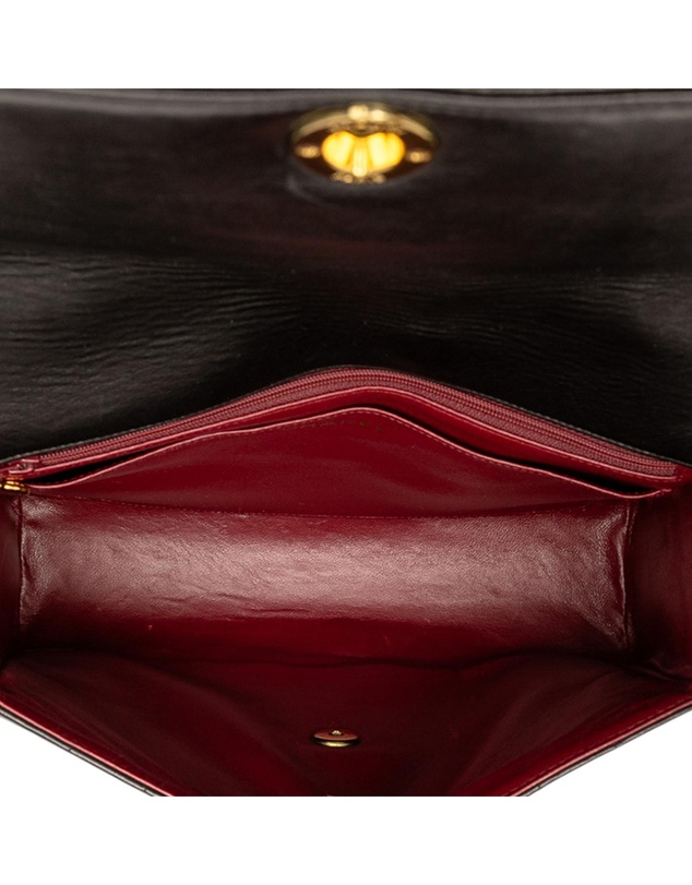 Pre-Loved by Azura Reborn - Pre-Loved Vertical Quilt Lambskin Flap