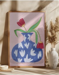 Olive et Oriel - Tulpe In Vase by Raissa Oltmanns Art Print