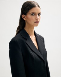 Minima Esenciales - Nolan Tailored Blazer