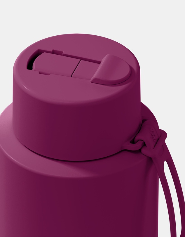Frank Green - 34oz SS Ceramic Reusable Bottle with Flip Straw Lid - ICONIC EXCLUSIVE