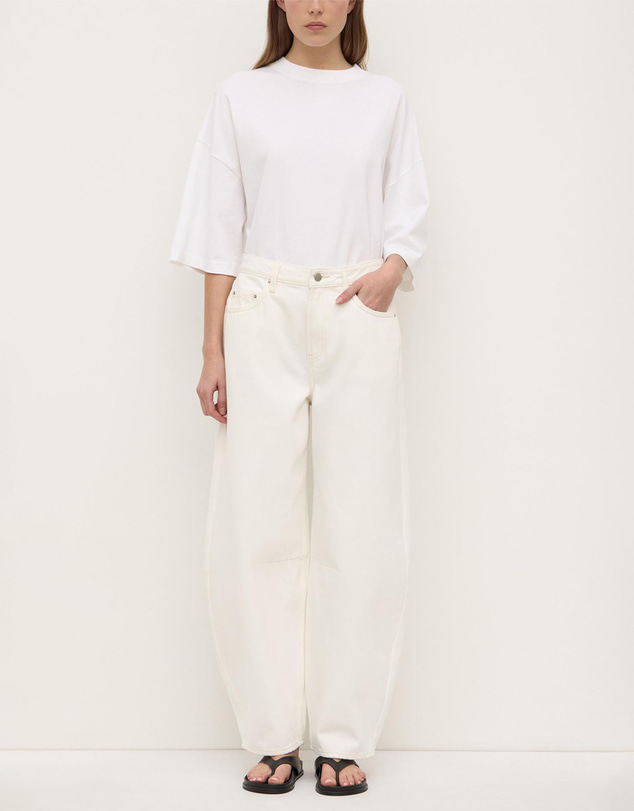 Assembly Label - High Rise Barrel Jeans