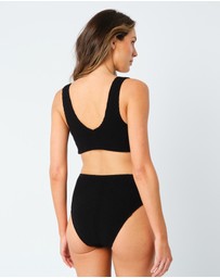 UNE PIECE - Crinkle Cut V-Neck Bralette Bikini Top with Ring