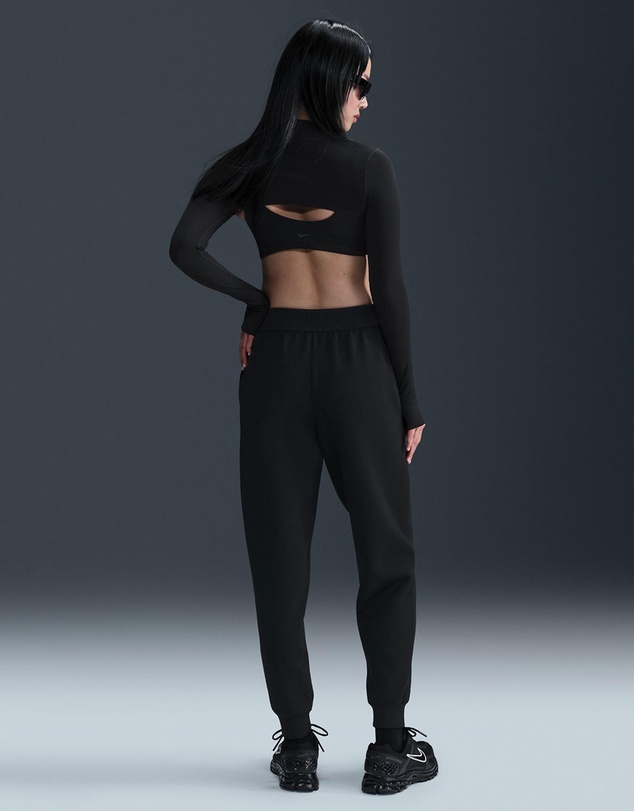 Nike - 24.7 ImpossiblySoft Dri-FIT Mid-Rise Joggers