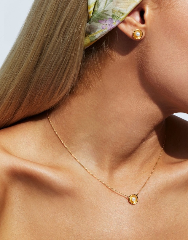 Najo - Capri Yellow Gold and Pearl Earrings