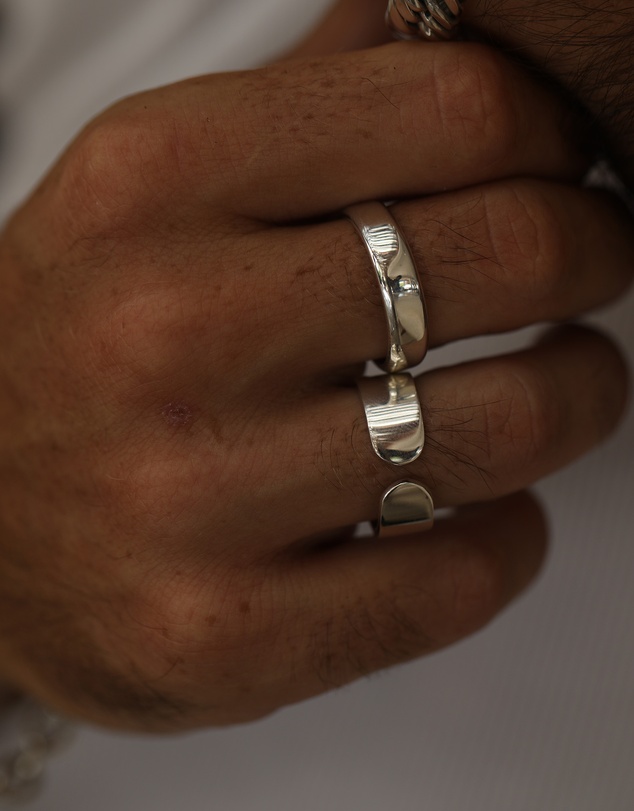 Kuzzoi - ICONIC EXCLUSIVE - Open Polished Band Ring in 925 Sterling Silver