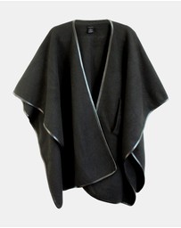 Morgan & Taylor - Jane Bias-Edged Poncho