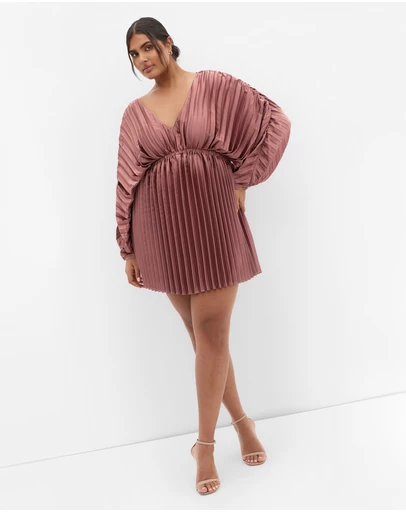 City Chic - Chloe Pleat Dress