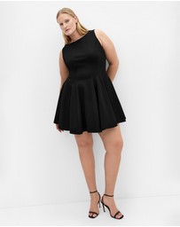 City Chic - Plus size Mary Skater Mini Dress - black