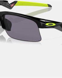 Oakley Junior - Capacitor