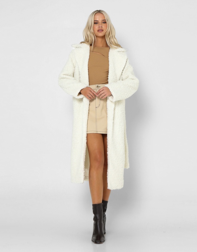 Lost in Lunar  - Rose Teddy Coat