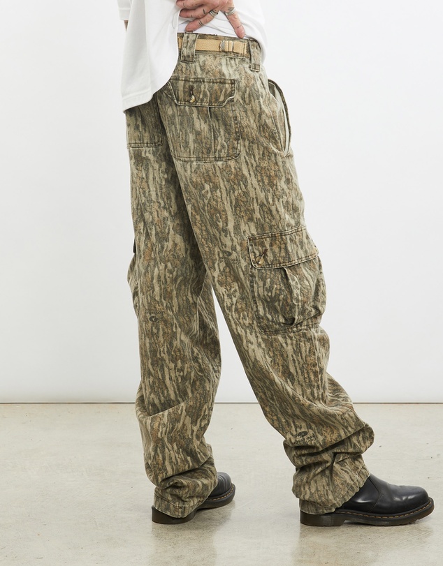 Vintage by The Real Deal - Pre Loved - Vintage Mossy Oak Realtree Camo Cargo Pants
