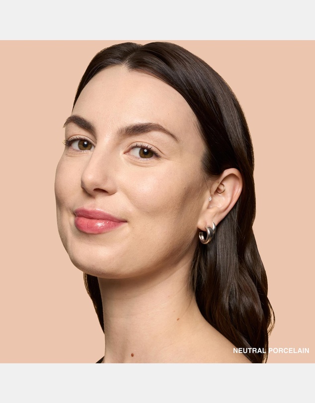 Bobbi Brown - Weightless Skin Foundation