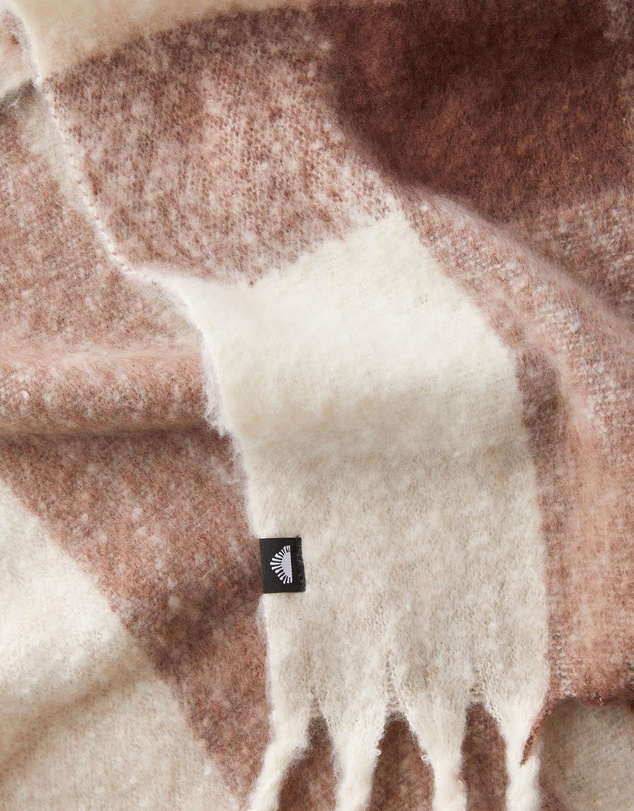 Cotton On Body Active - Body Chunky Knit Scarf