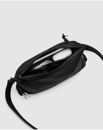 Gaston Luga - Lightweight - Crossbody Waterproof Shoulder Carry Bag