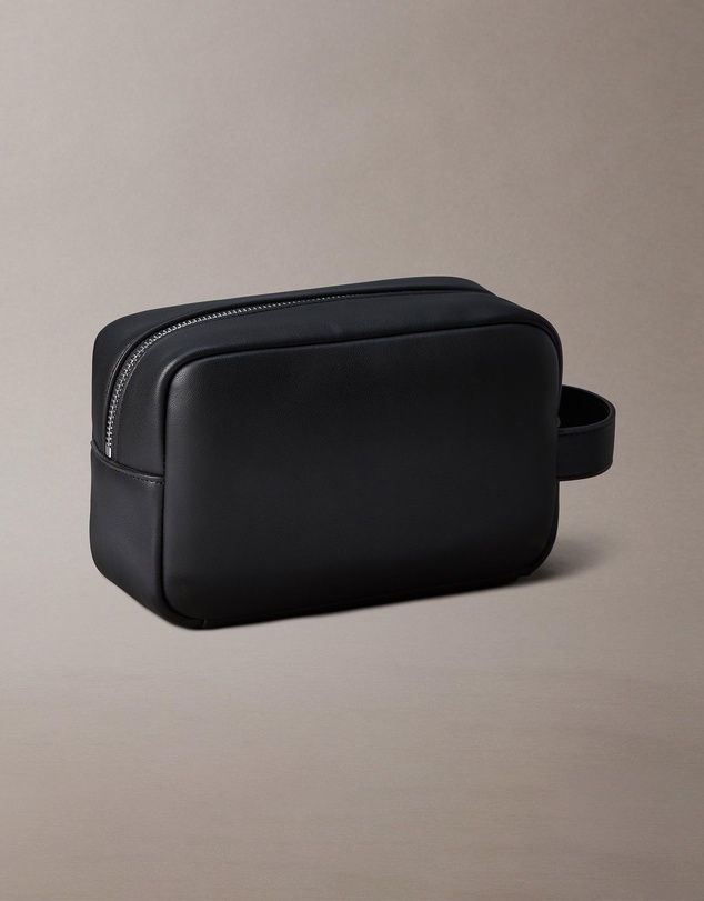 Calvin Klein - Raised Dopp Kit